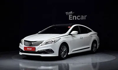 Hyundai Grandeur · 2015 год
