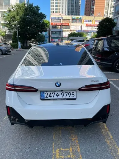 BMW 5-Series 2025, 758 км, за 41693.83 USD