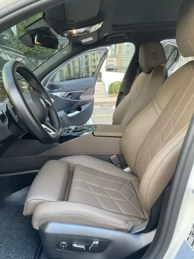BMW 5-Series 2025, 758 км, за 41693.83 USD - фото 6