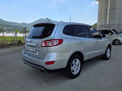 Hyundai Santafe 2012, 126468 км, за 2297.49 USD