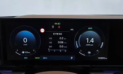 Hyundai Grandeur 2023, 133892 км, за 19869.72 USD - фото 8