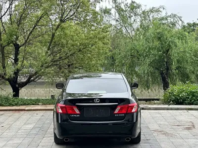 Lexus ES 2009, 220000 км, за 4854.39 USD