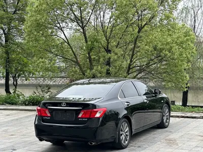 Lexus ES 2009, 220000 км, за 4854.39 USD