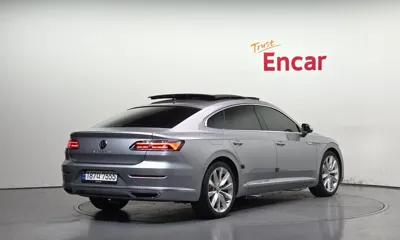 Volkswagen Arteon 2023, 22581 км, за 21387.24 USD
