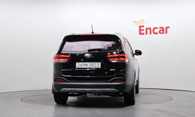 Kia Sorento 2015, 102744 км, за 8527.24 USD
