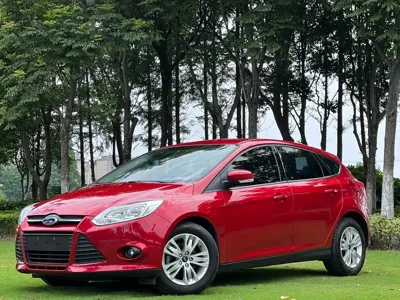 Ford Focus 2014, 57000 км, за 2475.35 USD - фото 10