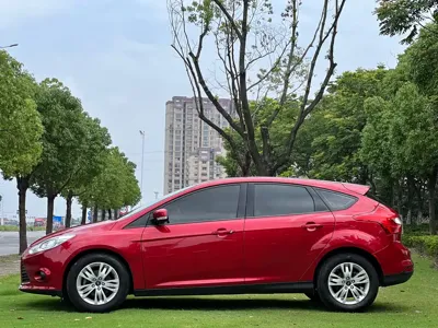 Ford Focus 2014, 57000 км, за 2475.35 USD - фото 19