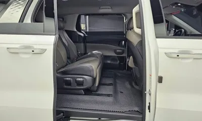Kia Canival 2025, 43472 км, за 22768.69 USD - фото 12