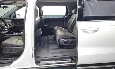 Kia Canival 2025, 43472 км, за 22768.69 USD - фото 26