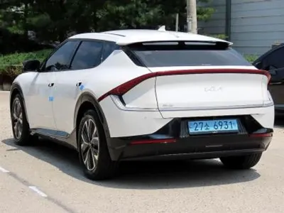 Kia EV6 2022, 40700 км, за 23337.44 USD