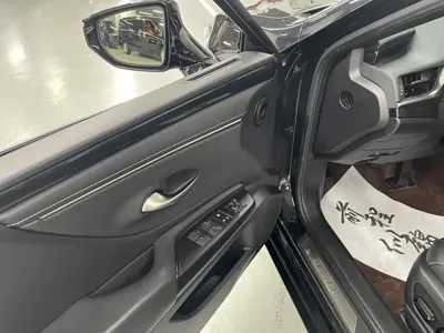 Lexus ES 2021, 40000 км, за 17869.41 USD - фото 7