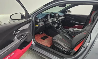Hyundai Veloster 2018, 74514 км, за 6449.51 USD - фото 10
