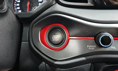 Hyundai Veloster 2018, 74514 км, за 6449.51 USD - фото 17