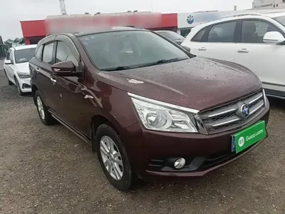 Venucia T70