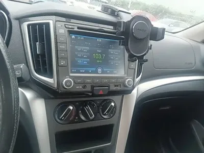 Venucia T70