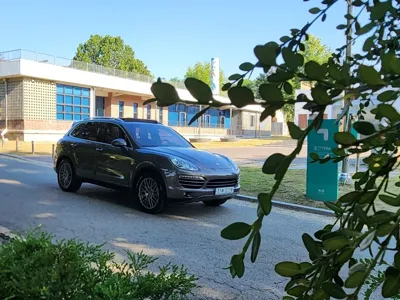 Porsche Cayenne 2013, 119884 км, за 9183.41 USD - фото 10