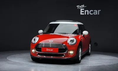MINI Cooper 2016, 58031 км, за 7687.3 USD
