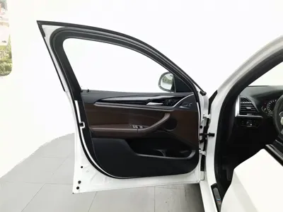 BMW X4 2019, 128800 км, за 16644.67 USD - фото 8