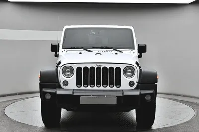 Jeep Wrangler · 2017 год