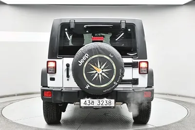 Jeep Wrangler 2017, 78192 км, за 13976.46 USD