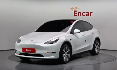 Tesla Model Y · 2022 год