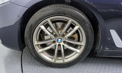 BMW 5-Series 2018, 50936 км, за 18136.9 USD
