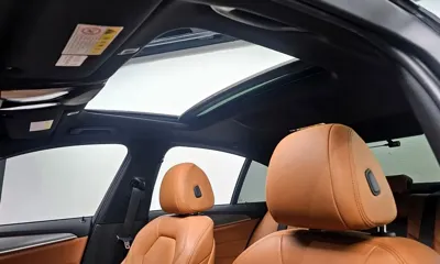 BMW 5-Series 2018, 50936 км, за 18136.9 USD - фото 18
