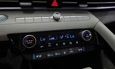 Hyundai Avante 2023, 6597 км, за 14897.23 USD - фото 18