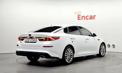 Kia K5 2019, 95692 км, за 8861.76 USD