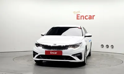 Kia K5 2019, 95692 км, за 8861.76 USD