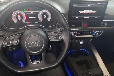 Audi A4L 2022, 42000 км, за 28129 USD - фото 12