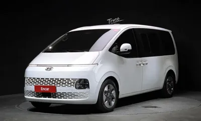 Hyundai Staria