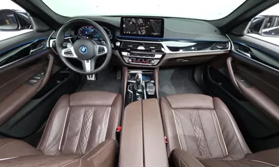 BMW 5-Series 2022, 57921 км, за 26191.41 USD - фото 7