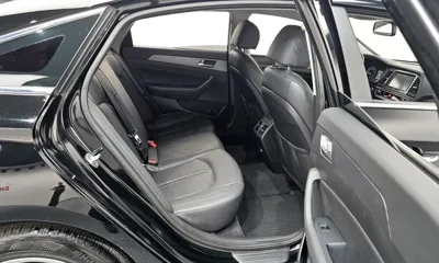 Hyundai Sonata 2018, 62274 км, за 9315.97 USD - фото 11