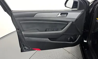 Hyundai Sonata 2018, 62274 км, за 9315.97 USD - фото 24
