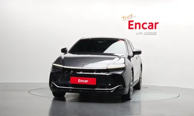 Toyota Crown 2023, 31020 км, за 36703 USD
