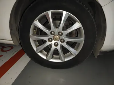 Buick GT 2013, 65700 км, за 3498 USD - фото 8