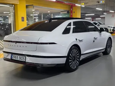 Hyundai Grandeur 2023, 45948 км, за 25370.83 USD