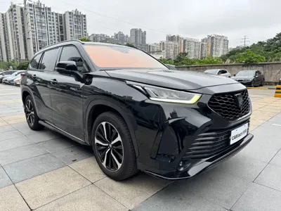 Toyota Crown Kluger 2021, 43000 км, за 29391.13 USD