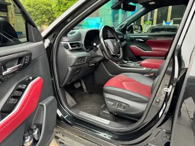 Toyota Crown Kluger 2021, 43000 км, за 29391.13 USD - фото 8