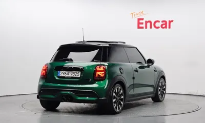MINI Cooper 2023, 18304 км, за 18063.58 USD