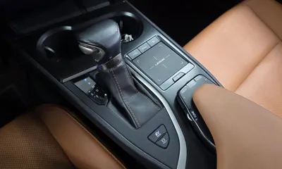 Lexus UX 2019, 65842 км, за 18708.15 USD - фото 9