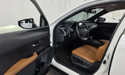 Lexus UX 2019, 65842 км, за 18708.15 USD - фото 10