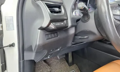Lexus UX 2019, 65842 км, за 18708.15 USD - фото 17