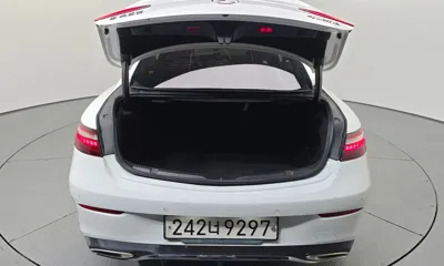 Mercedes-Benz E-Class 2021, 42174 км, за 24937.64 USD - фото 18