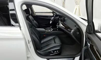BMW 5-Series 2023, 60862 км, за 24039.72 USD - фото 11