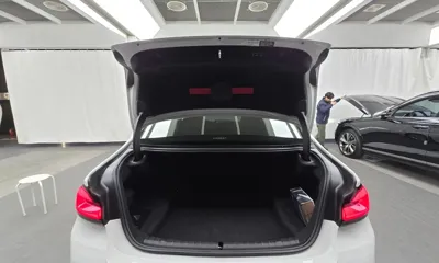 BMW 5-Series 2023, 60862 км, за 24039.72 USD - фото 20