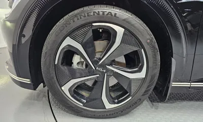 Kia EV6 2023, 46525 км, за 22896.15 USD