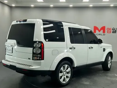 Land Rover Discovery 2015, 190362 км, за 10174.61 USD