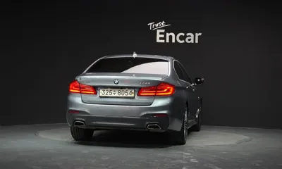 BMW 5-Series 2018, 162240 км, за 12353.64 USD